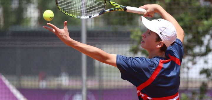 What Is Break Point in Tennis? Scoring, Examples and Tactics