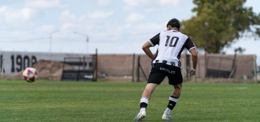 Top 10 Most Skillful Players in Football History