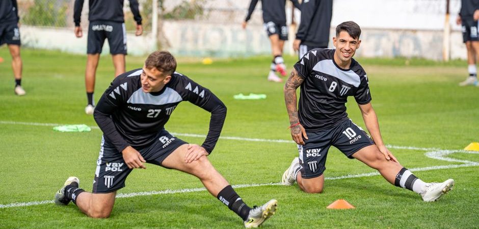 Health and Football: Fitness Benefits, Risks, and Safer Training
