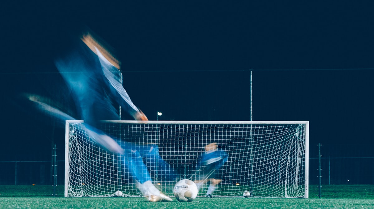 How to Be a Good Defender in Football