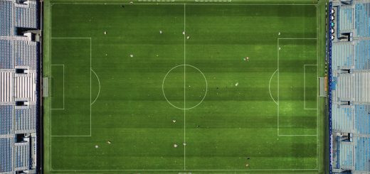 What Is Free Hit in FPL? Rules, Strategy and When to Use It