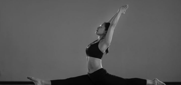 How to Do the Splits: A Safe Beginner Routine for Better Flexibility