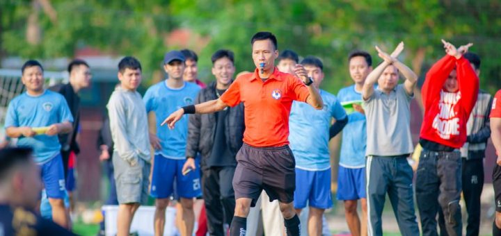 Officials in Football and Their Duties Explained